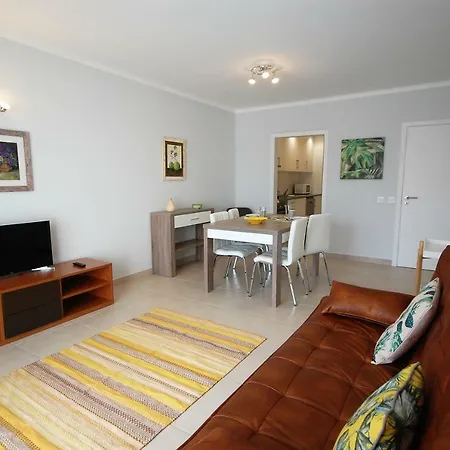 Apartment Velamar - 250 M From The By Bedzy